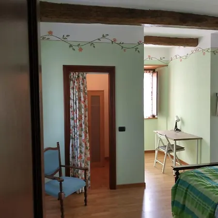 Era Del Cinghiale Bianco, Intera Cascina Nel Parco Di Apartamento