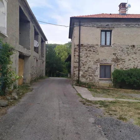 Apartamento Era Del Cinghiale Bianco, Intera Cascina Nel Parco Di
