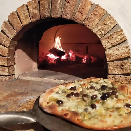 Era Del Cinghiale Bianco, Intera Cascina Nel Parco Di