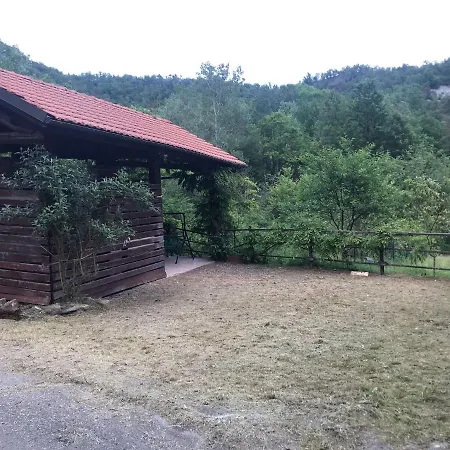 Era Del Cinghiale Bianco, Intera Cascina Nel Parco Di